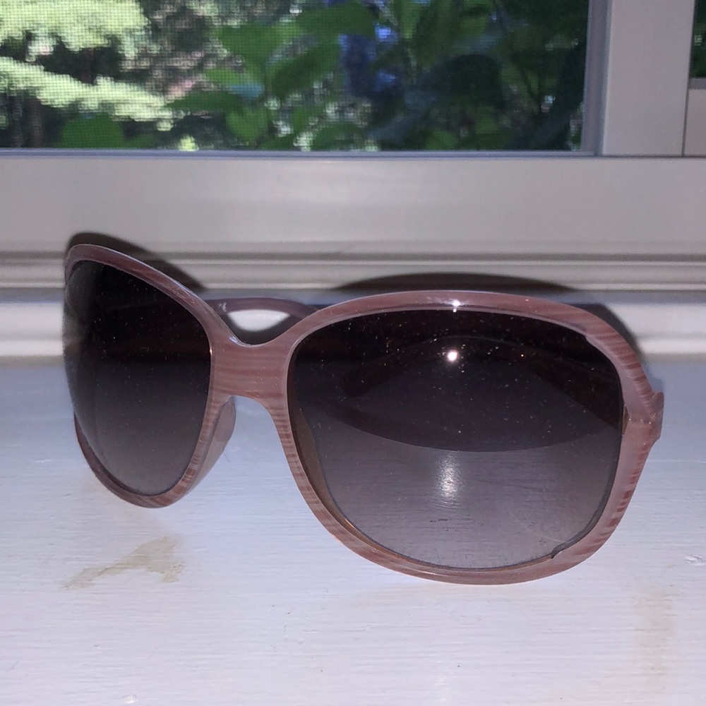 Banana Republic sunnies